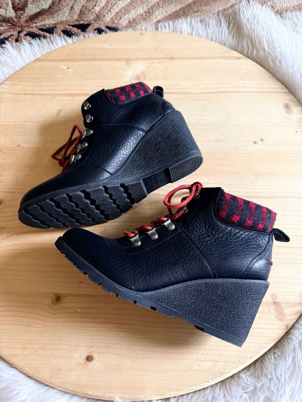 Sperry wedge boots